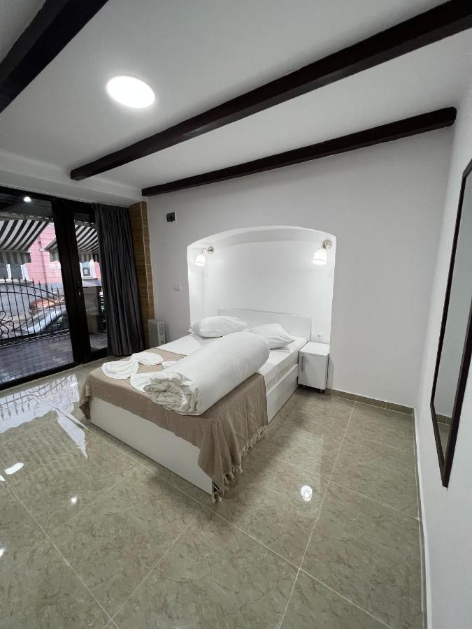 Hostel Casa Popa Nan Bucharest Luaran gambar