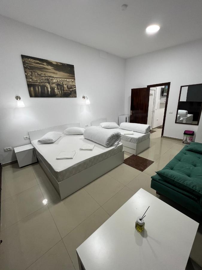Hostel Casa Popa Nan Bucharest Luaran gambar
