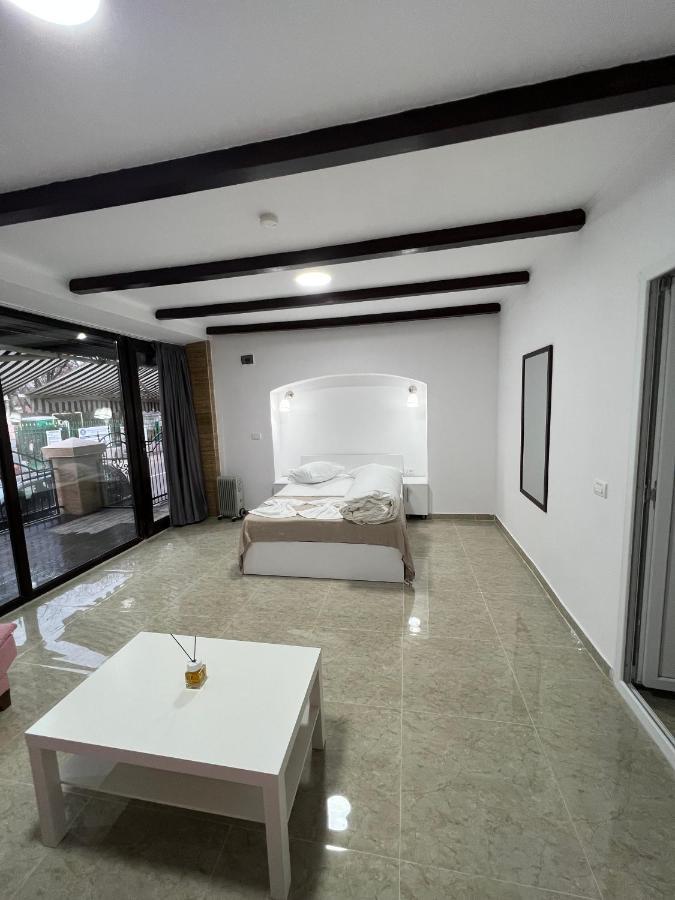 Hostel Casa Popa Nan Bucharest Luaran gambar