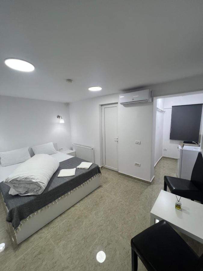 Hostel Casa Popa Nan Bucharest Luaran gambar