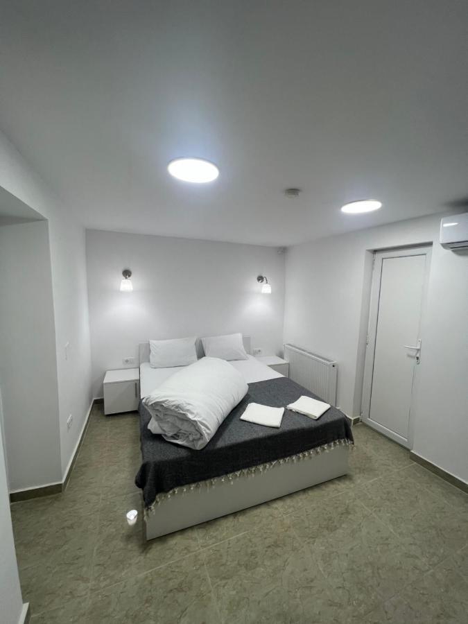 Hostel Casa Popa Nan Bucharest Luaran gambar